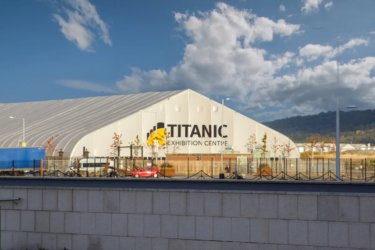 مرکز نمایشگاهی تایتانیک بلفاست در پی آسیب شدید جوی بسته می شود Belfast's Titanic Exhibition