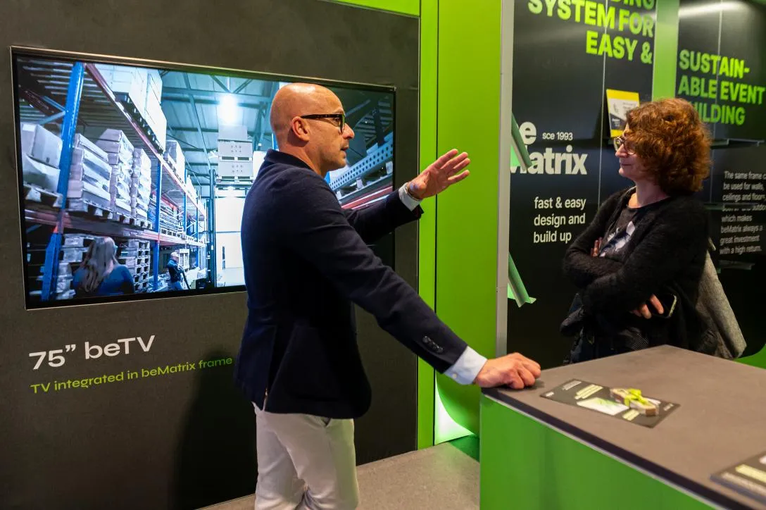 تلویزیون ها - از چالش تا جذابیت بی‌مرز در غرفه سازی