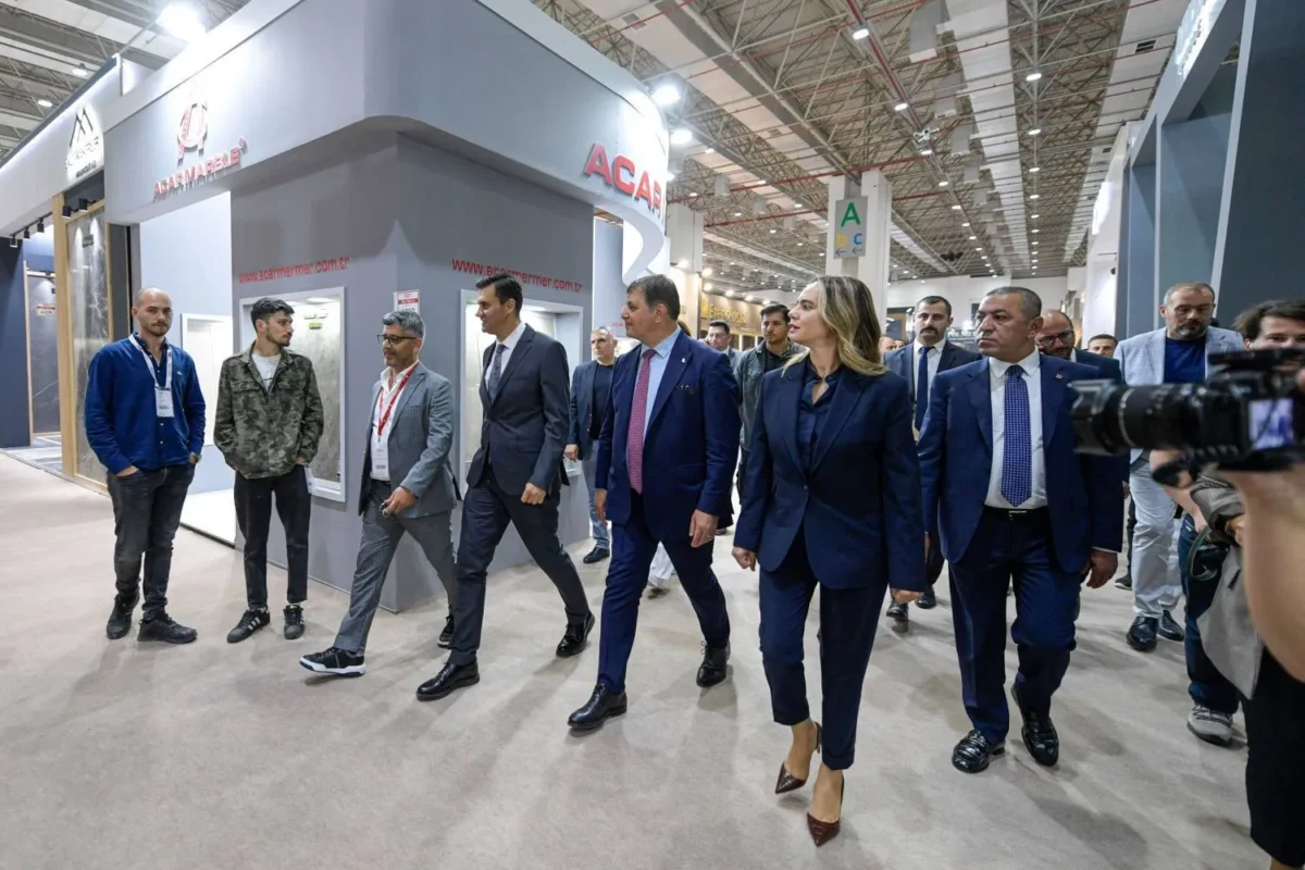 The CEO of Iran International Exhibitions visited the National Pavilion at the Izmir Stone Exhibition 2025; a step towards strengthening economic diplomacy 11 Photo Gallery of Izmir Stone Exhibition, Türkiye