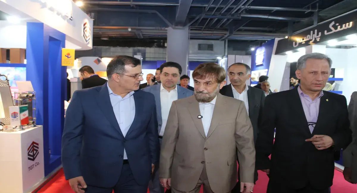 Dr. Ali Agha Mohammadi visit to the International Oil Exhibition; Emphasis on self-confidence and showcasing the country's energy achievements 1 بازدید دکتر علی آقا محمدی از نمایشگاه بین المللی نفت - Dr. Ali Agha Mohammadi
